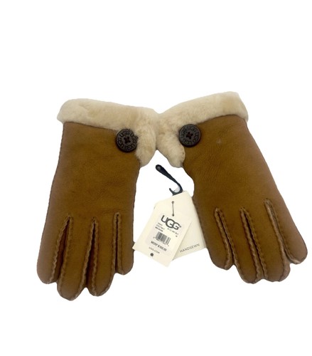 Nwt ugg sheepskin - sheepskin, side