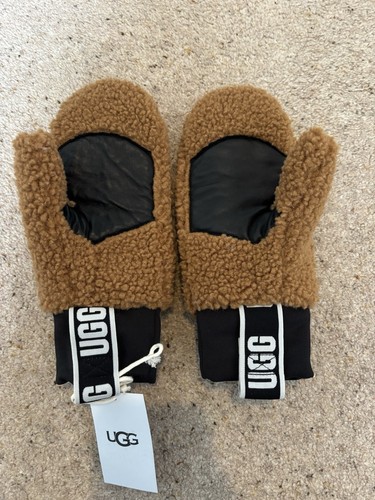 Uggfluff mitten with logo - with, tape